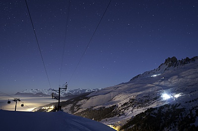 Rentals Meribel Mottaret - Agence Saulire - Night slopes gondolas