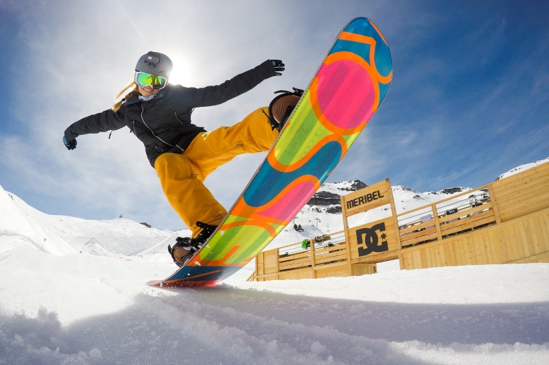 Snowboardeuse au snowark de Méribel