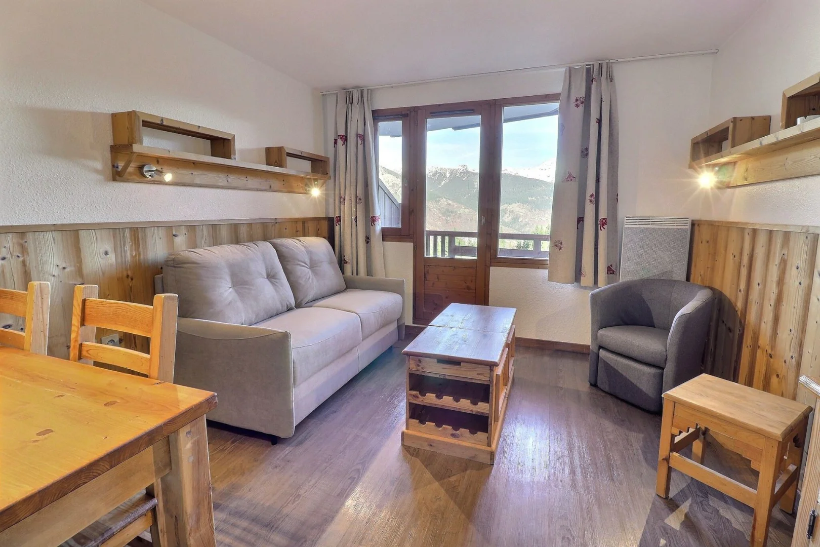 LGB516 / 2 rooms / La Tania / Centre - La Tania